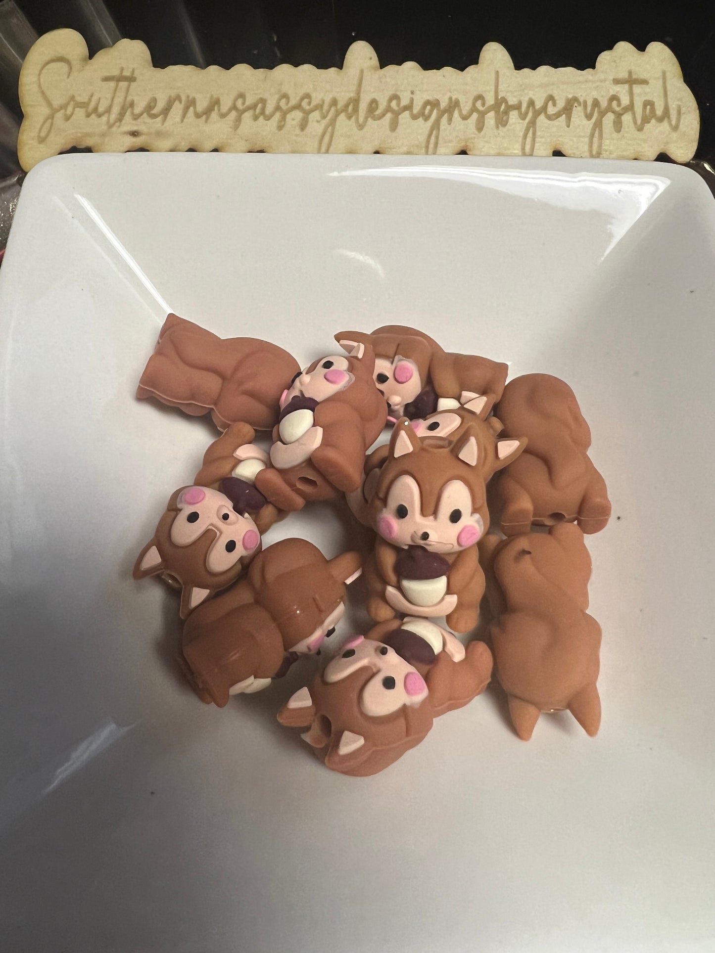 3d Squirrel with nut #3d48