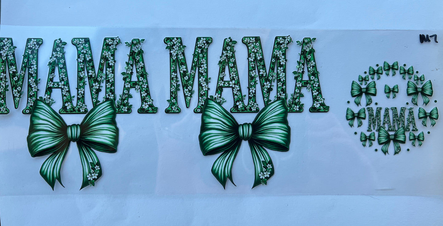 #M7 Mama with flowers and green bow