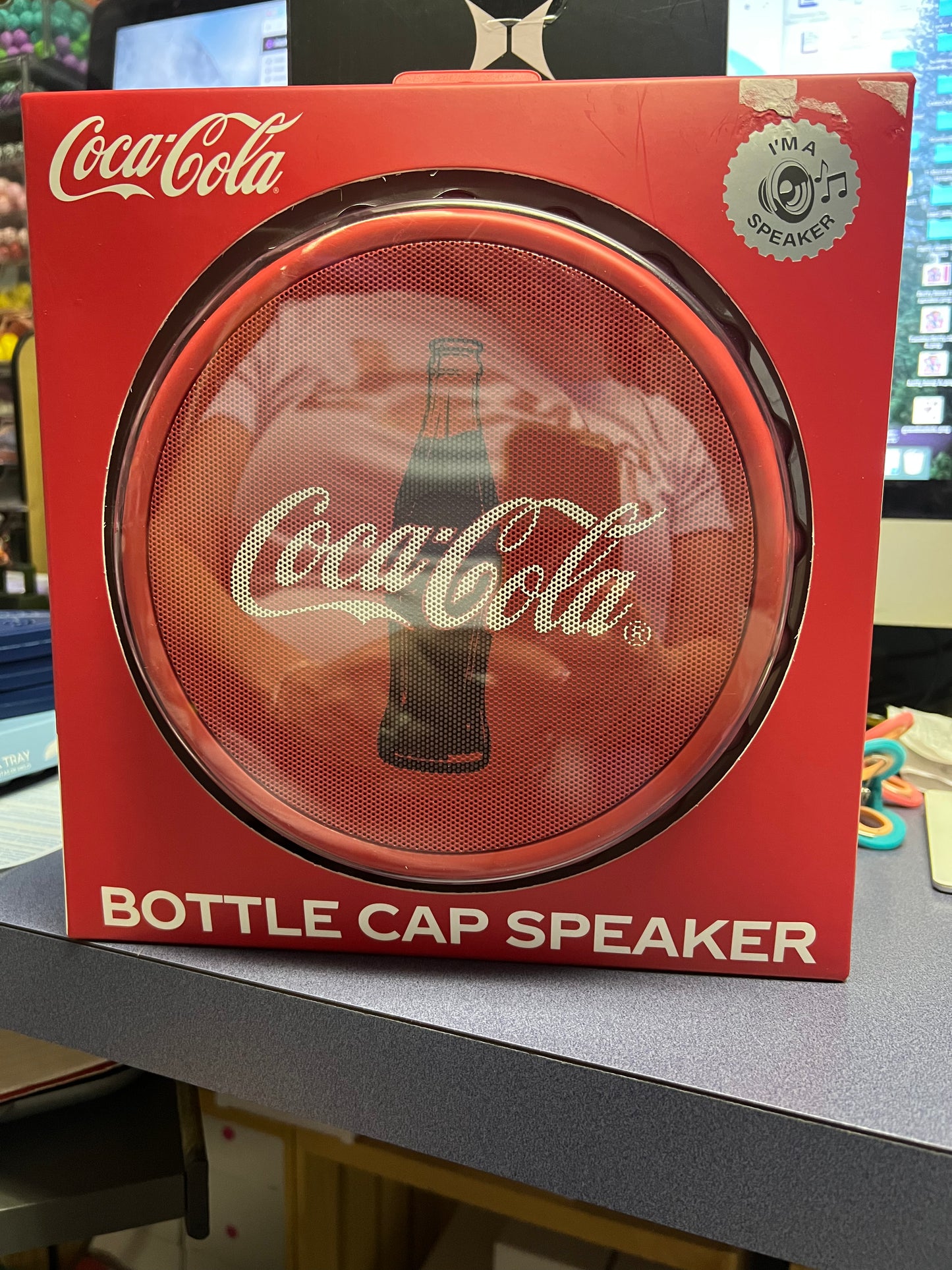 Bottle top Bluetooth speaker