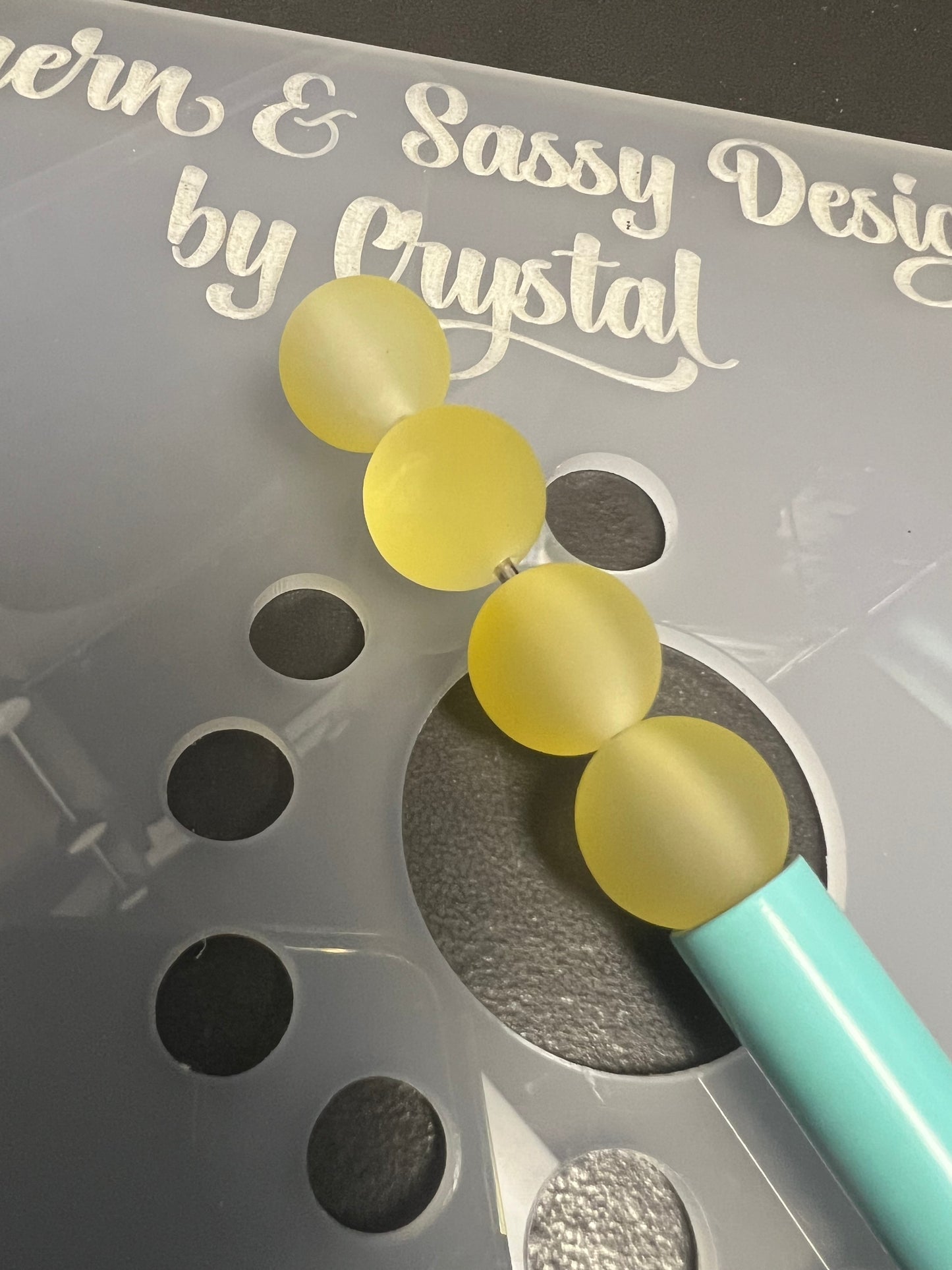 Acrylic 16mm Frosted Cat Eye